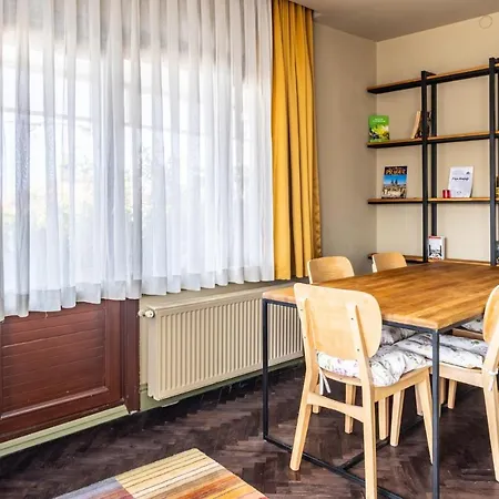 Apartment Chic Flat W Balcony Bbq 10 Min To Emaar In Uskudar